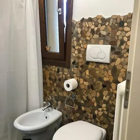 Casa La Mo' Moderno Bilocale In Zona Tranquilla Apartmán