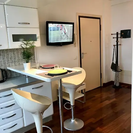 아파트 Casa La Mo' Moderno Bilocale In Zona Tranquilla *