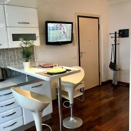 아파트 Casa La Mo' Moderno Bilocale In Zona Tranquilla *