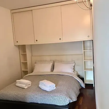Casa La Mo' Moderno Bilocale In Zona Tranquilla * 카톨리카
